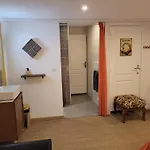 Pansiyon Serenite Condé-sur-Noireau